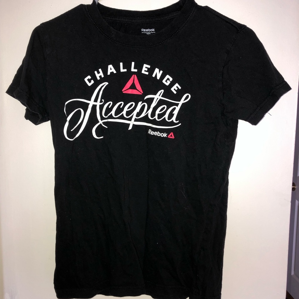Women’s small rebok t-shirt